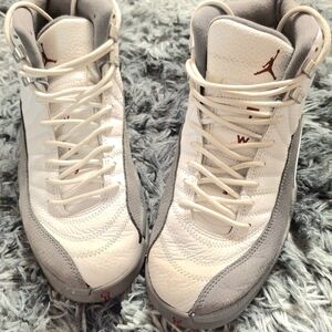 Jordan Retro 12 White and Gray Athletic High-Top Sneakers Size 8